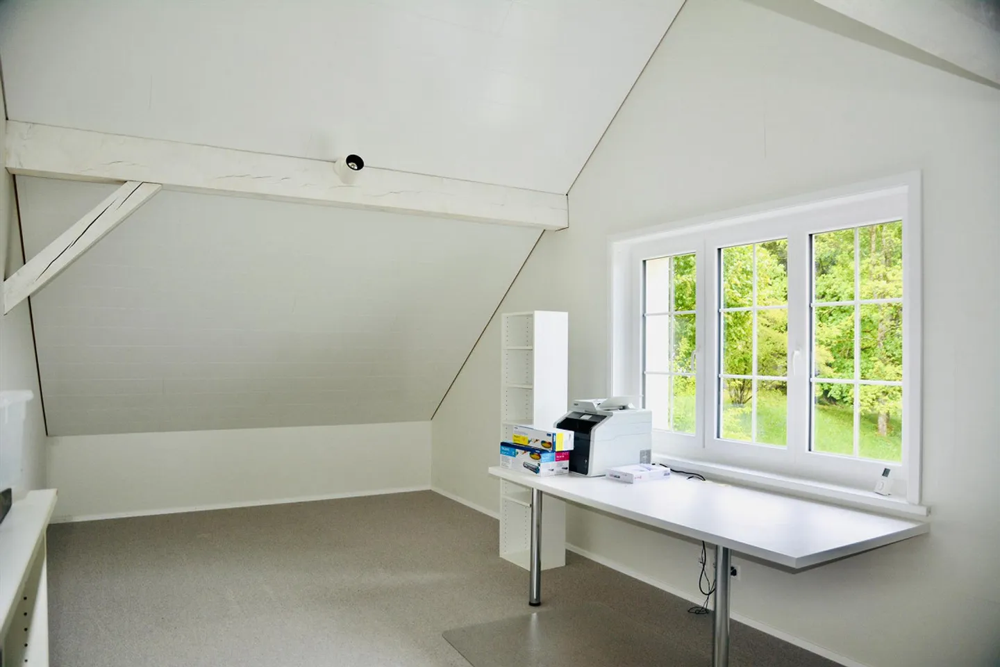 Centrally Located 3.5-Room Apartment with Garden - Photo 18 of 18