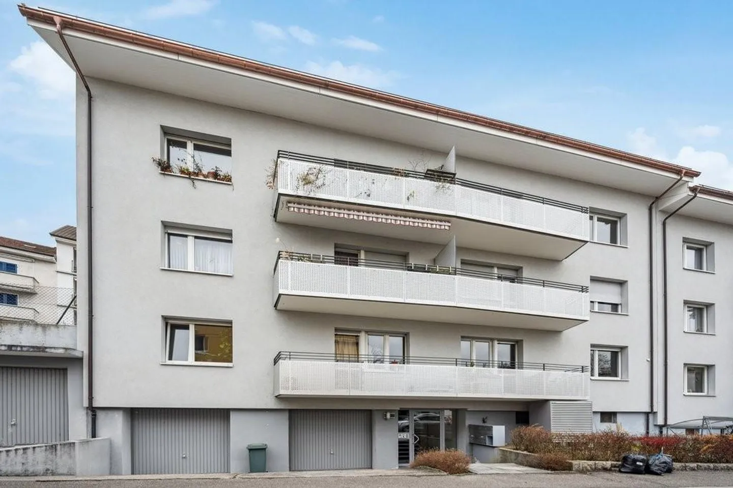 Moderne et calme - Photo 1 sur 11