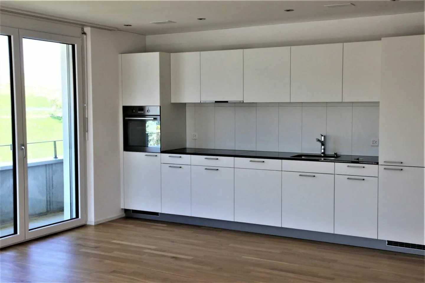 Moderno appartamento di 3,5 stanze con balcone. - Foto 2 di 10