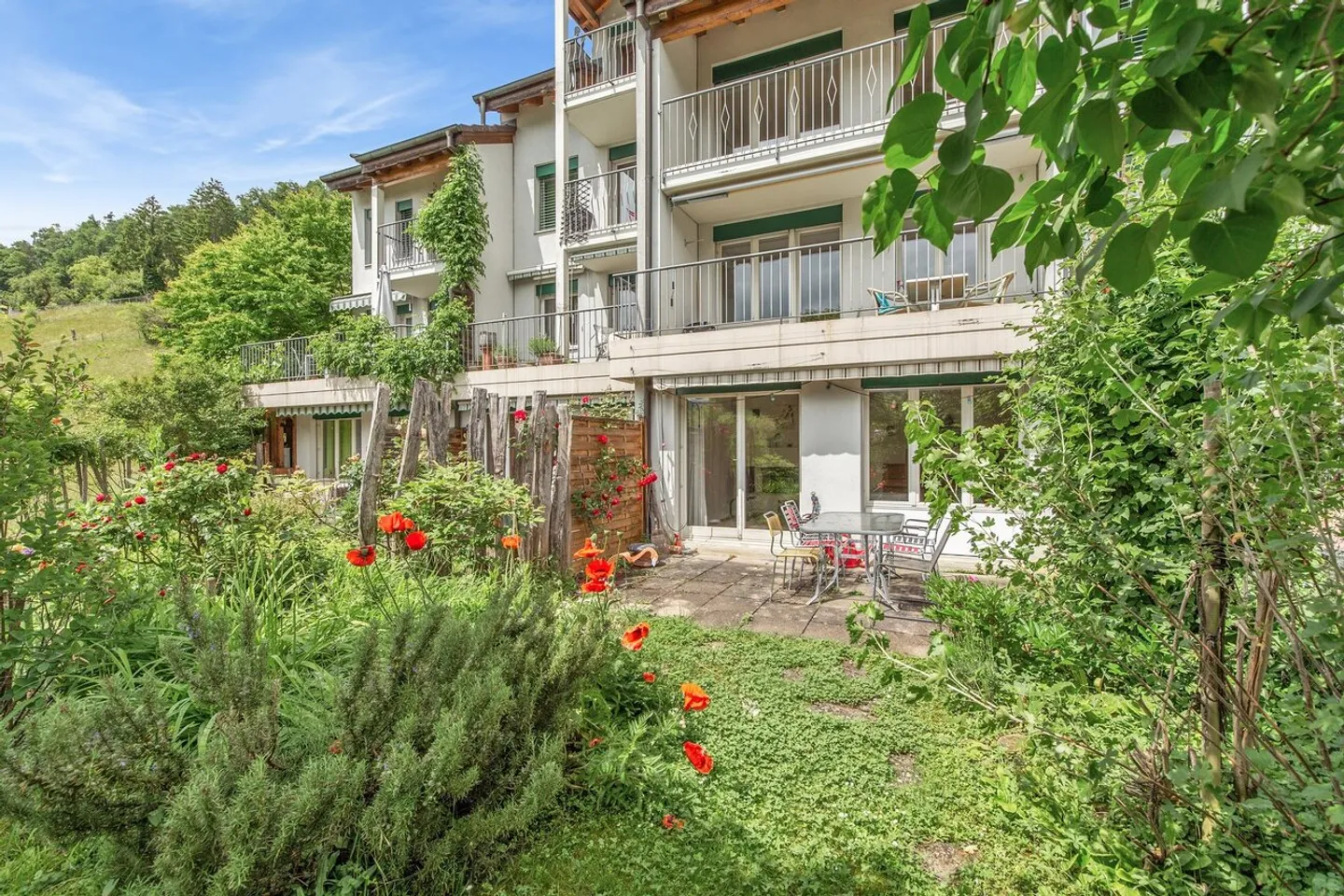 Familienfreundliches Mittelhaus mit viel Platz - Foto 7 von 8