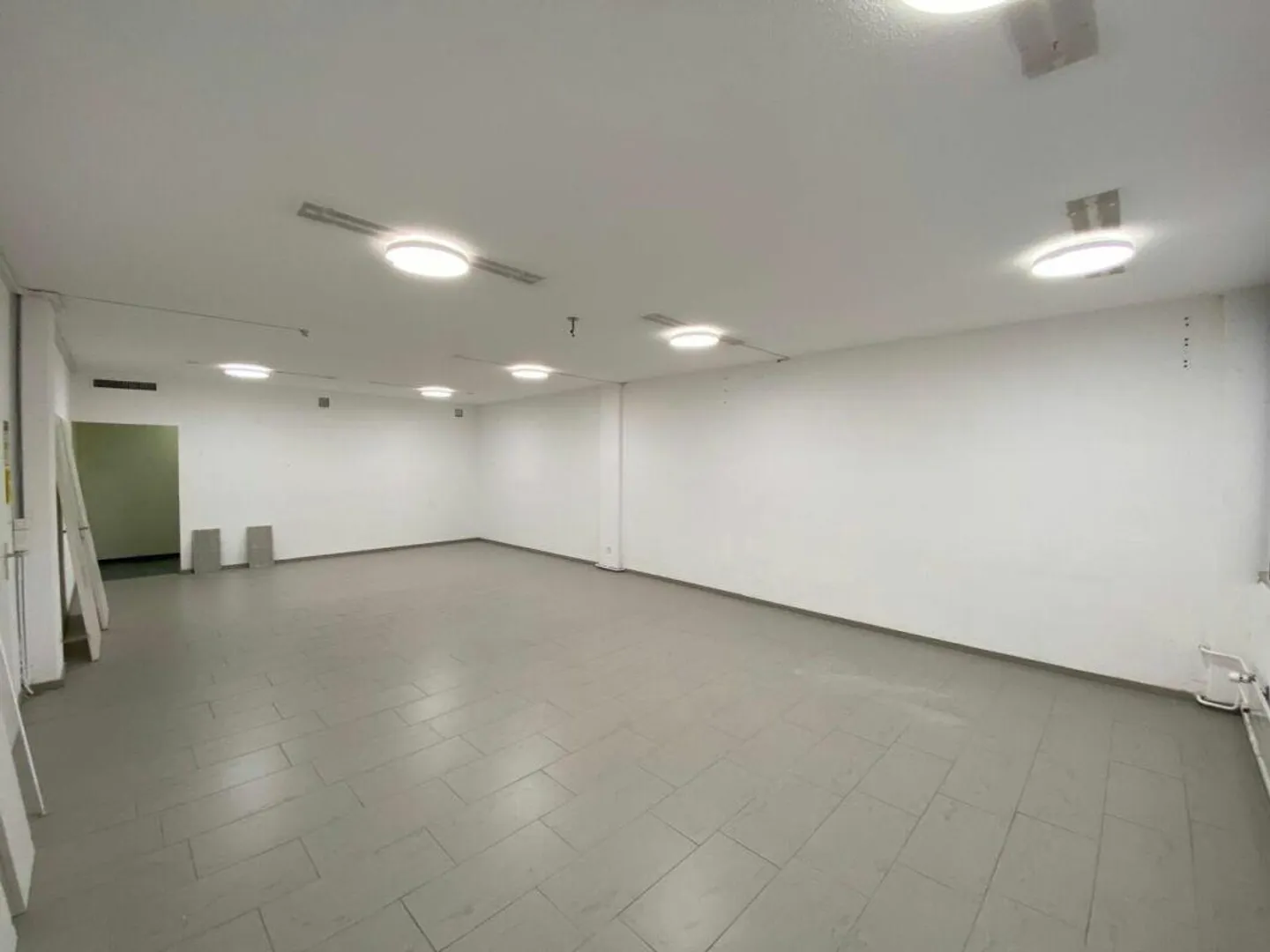 Attraktive Gewerbefläche im Zentrum von Buchs - Foto 4 von 6