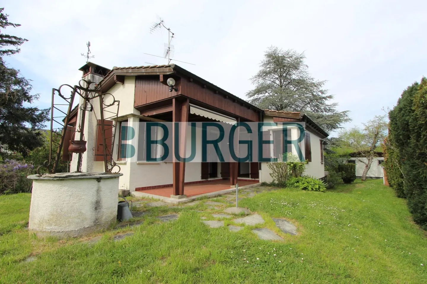 5-Zimmer-Haus - Foto 1 von 8