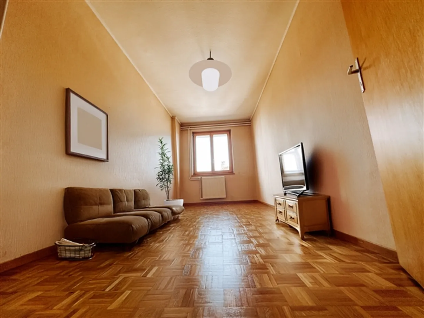 4.5 Room apartment - Photo 4 of 10