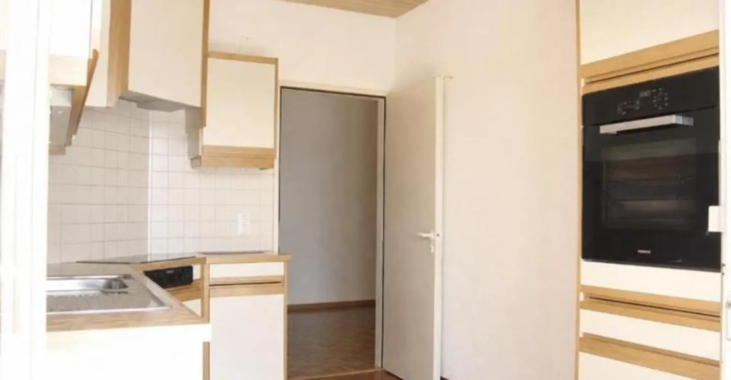 Penthouse apartment in the Eaux-Vives district - Photo 4 of 10