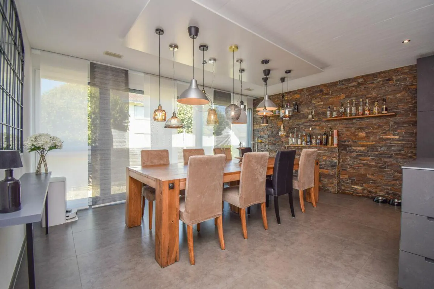 Maison individuelle de 5,5 pièces avec piscine dans un emplacement familial à Riedt près d'Erlen - Photo 9 sur 25