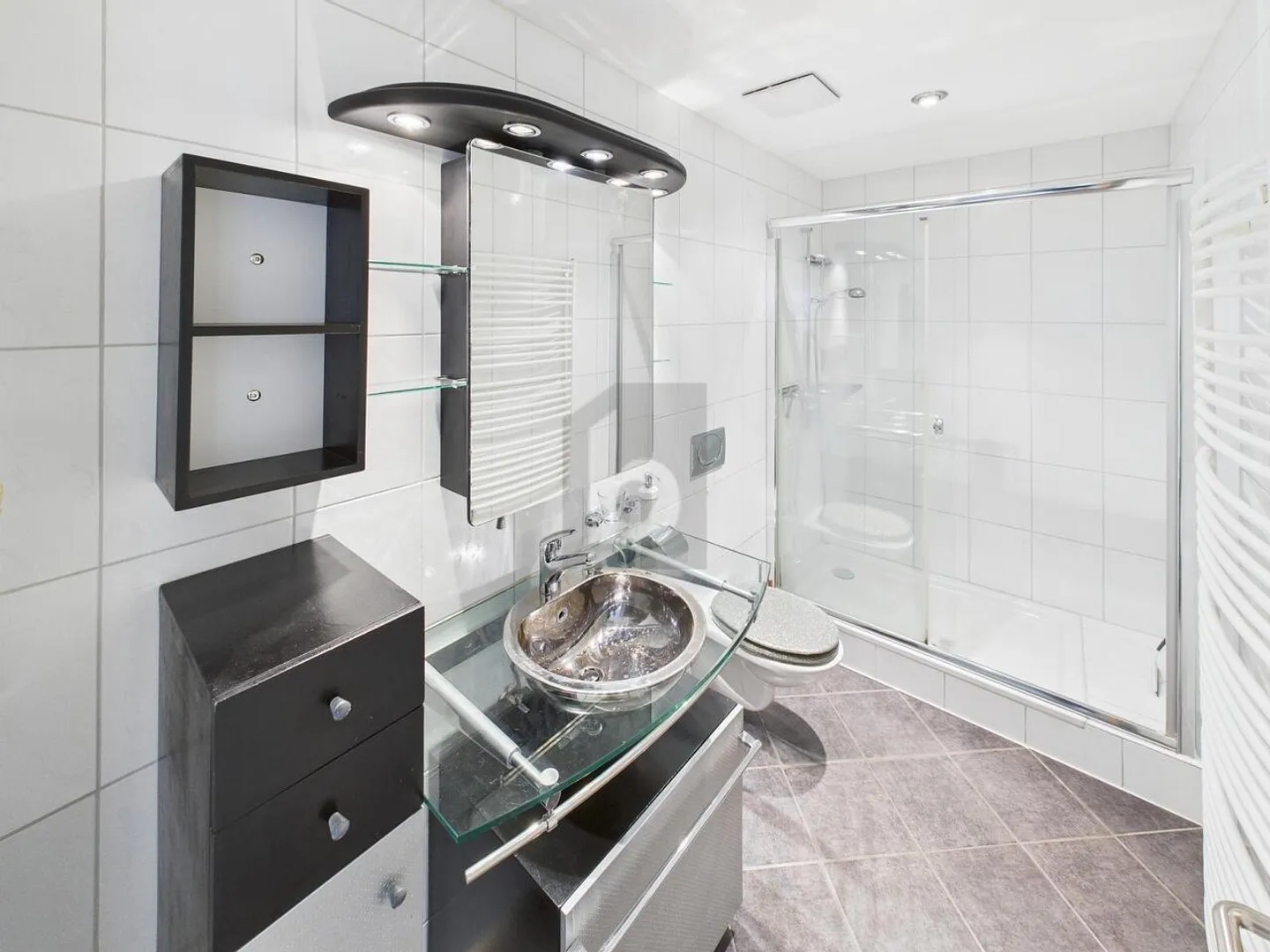 Appartement spacieux avec balcon - Photo 3 sur 6