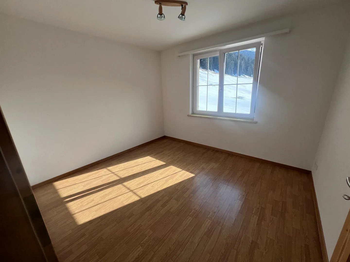 Geräumige 4.5-Zimmer-Wohnung - Foto 8 von 12