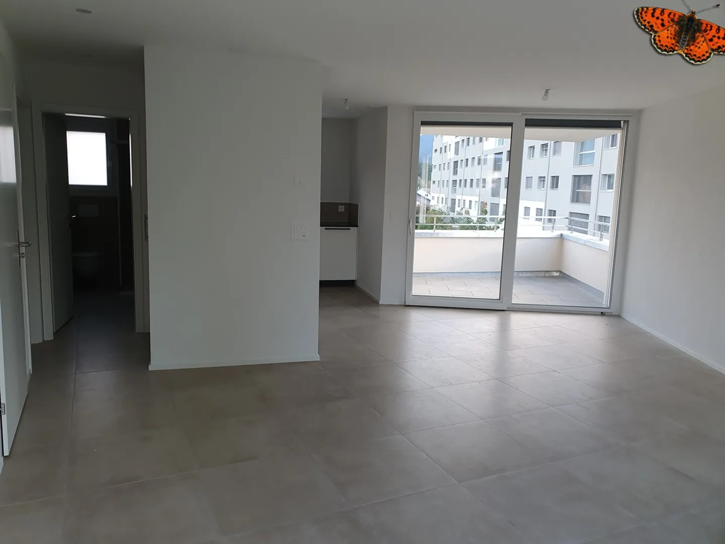 MAGNIFIQUE 2½ PIECES - LA TOUR-DE-TRÊME - Foto 3 von 12