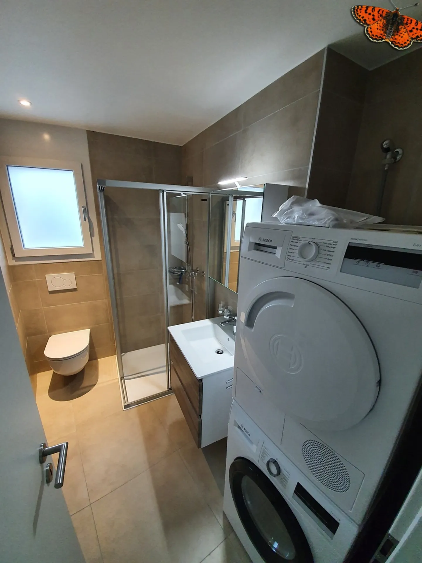 MAGNIFIQUE 2½ PIECES - LA TOUR-DE-TRÊME - Foto 8 von 12