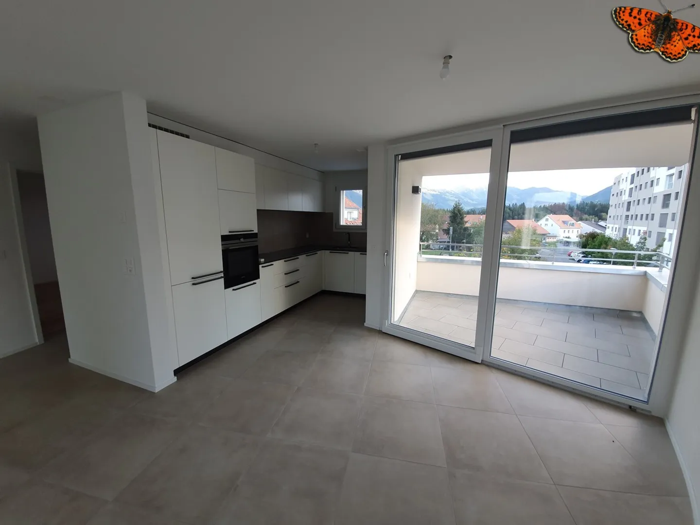 MAGNIFIQUE 2½ PIECES - LA TOUR-DE-TRÊME - Foto 5 von 12