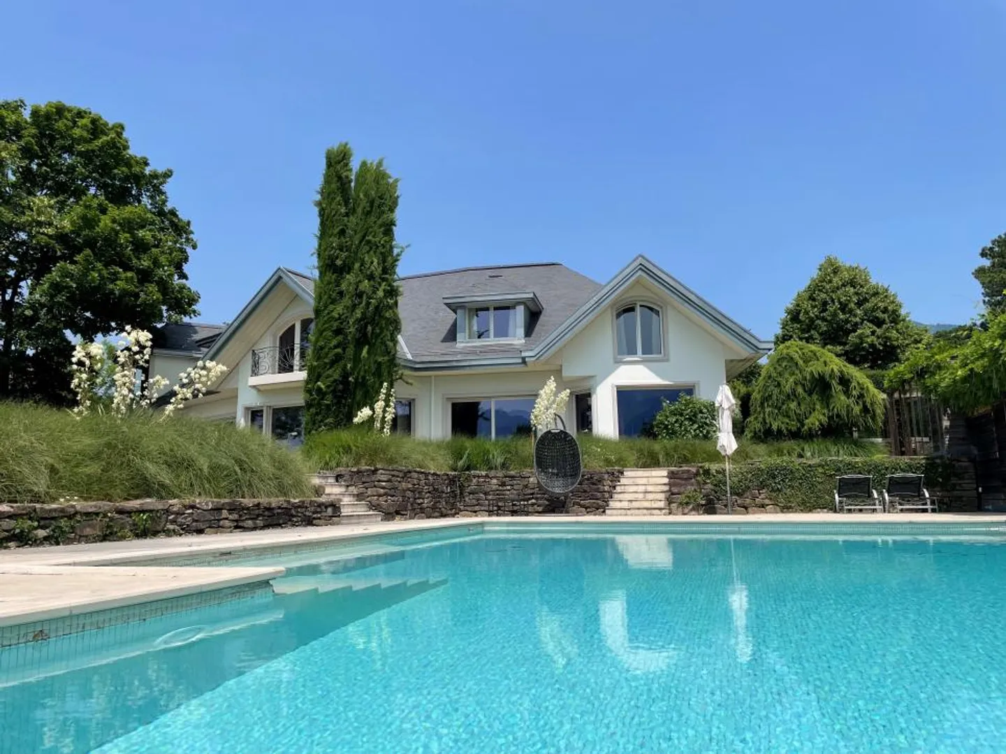 QUARTIERE RESIDENZIALE VIP - TRANQUILLO E VISTA A 180° - Foto 6 di 13