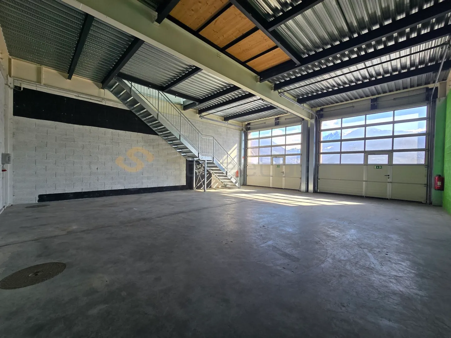 Vielseitiger Gewerberaum - Foto 2 von 6