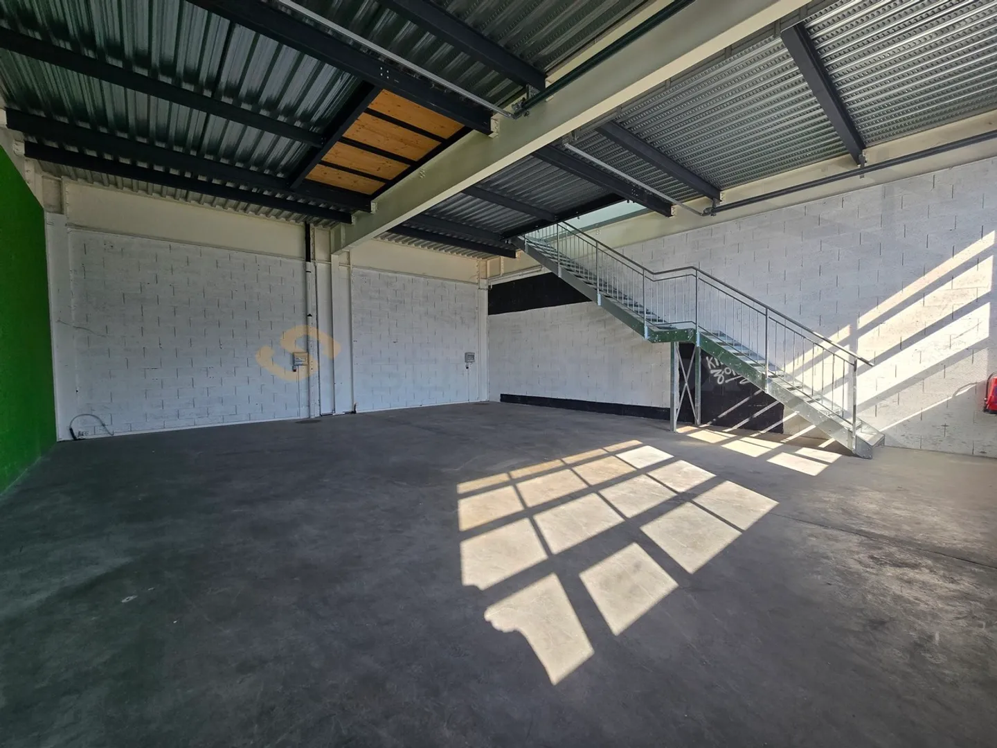 Vielseitiger Gewerberaum - Foto 3 von 6