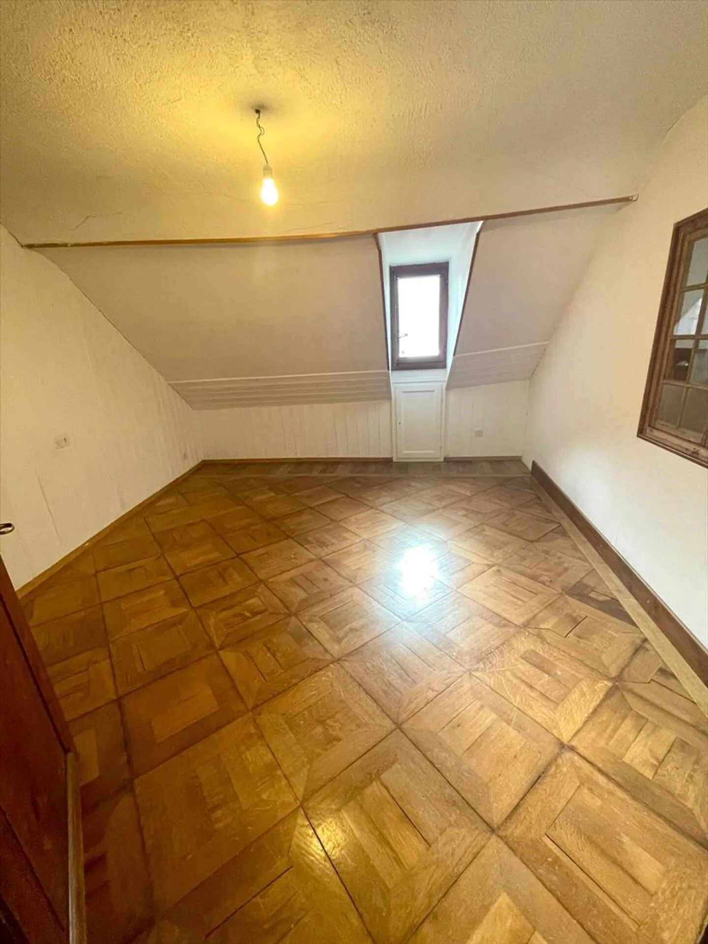 Magnificent village house - Photo 9 of 13