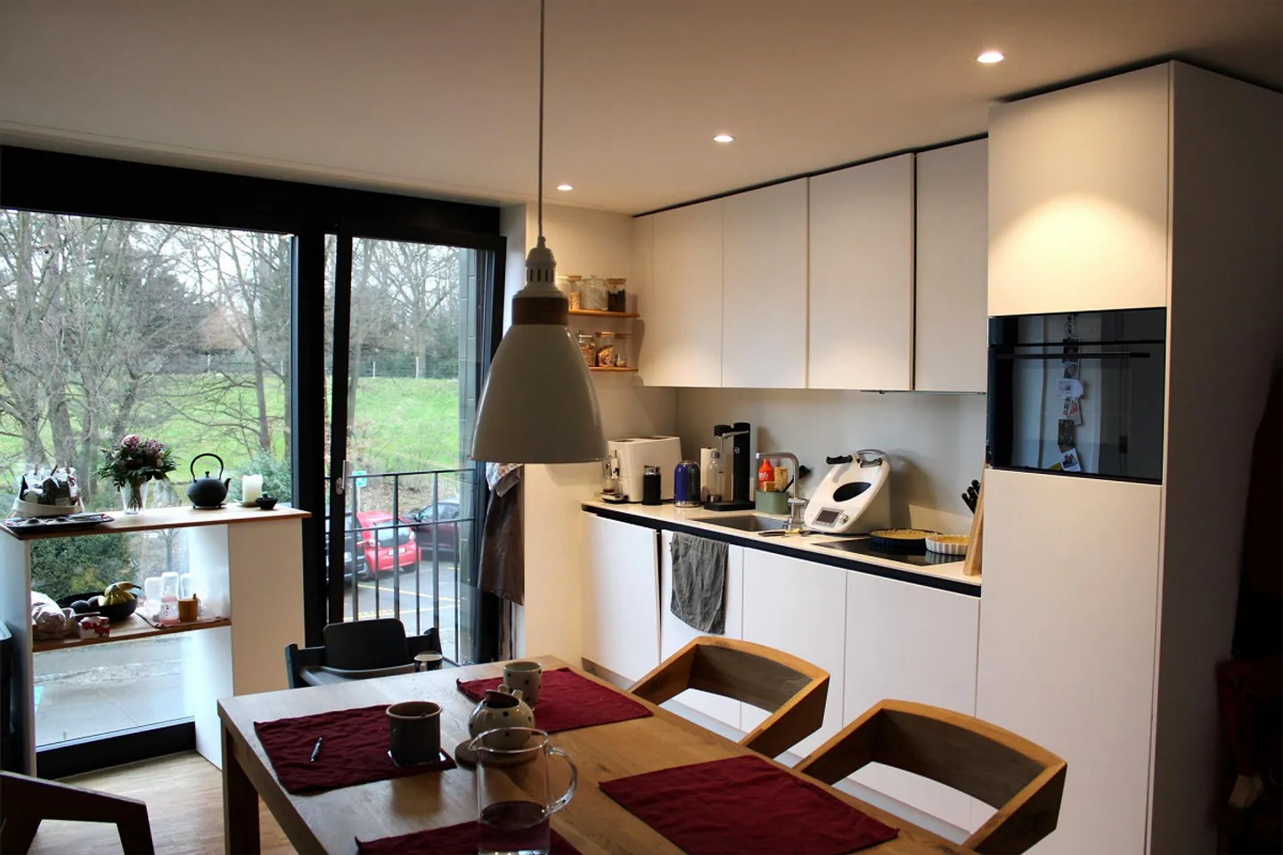 Moderne 3.5-Zimmerwohnung mit Aussicht - Foto 2 von 9