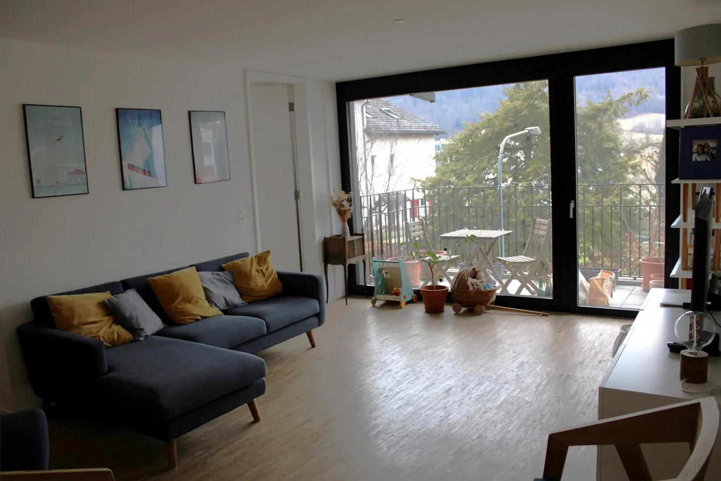 Moderne 3.5-Zimmerwohnung mit Aussicht - Foto 5 von 9