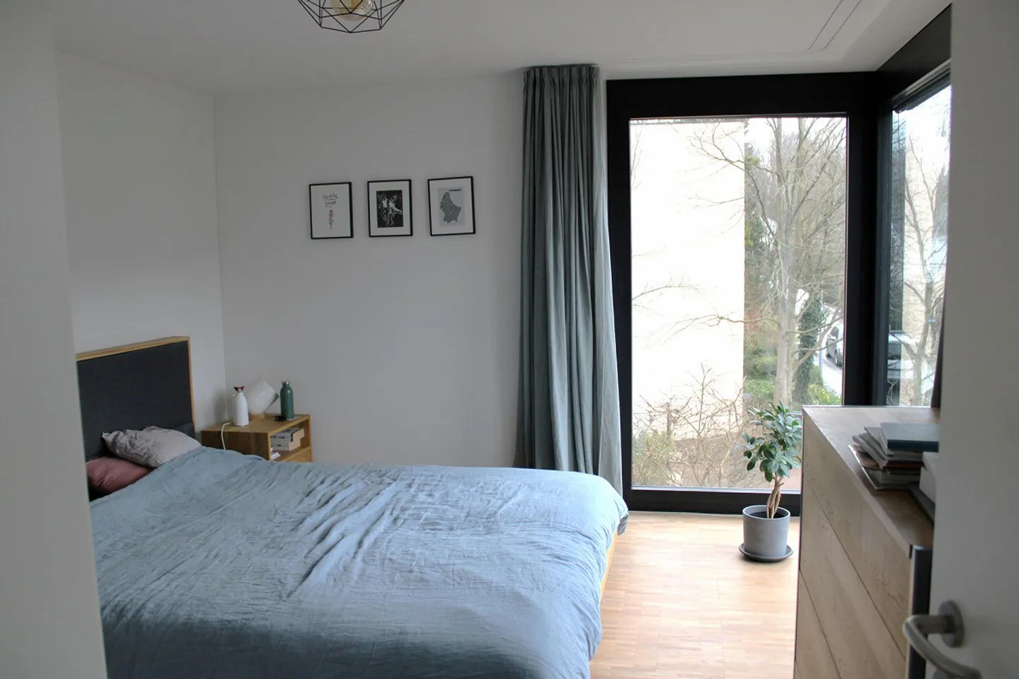 Moderne 3.5-Zimmerwohnung mit Aussicht - Foto 6 von 9
