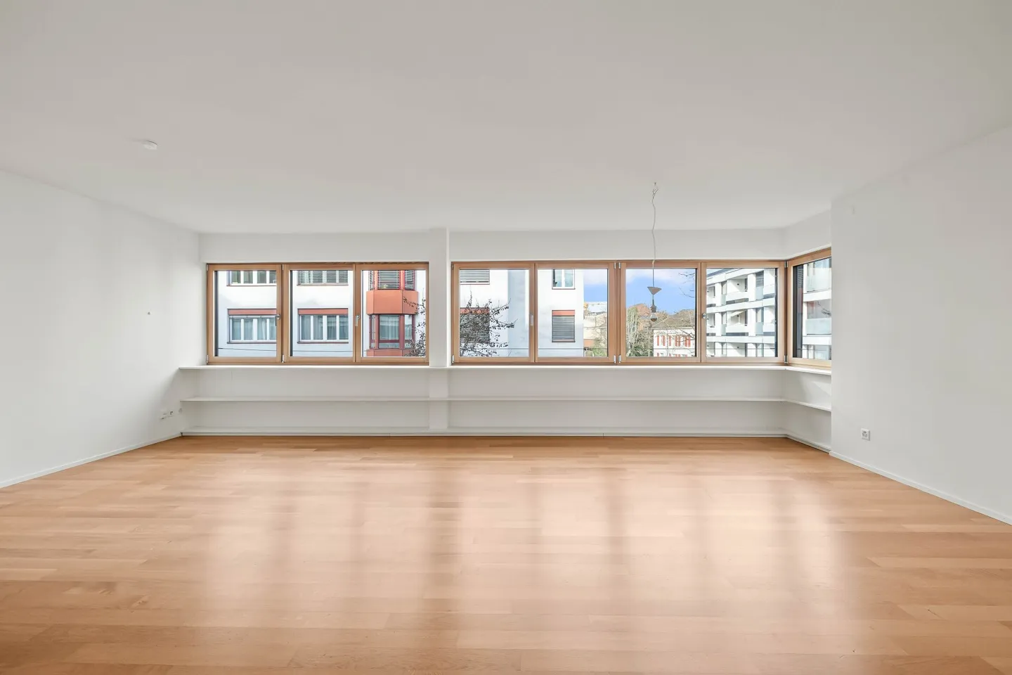 Vie spacieuse sur un étage - Appartement de 6,5 pièces au Spalentor - Photo 1 sur 19