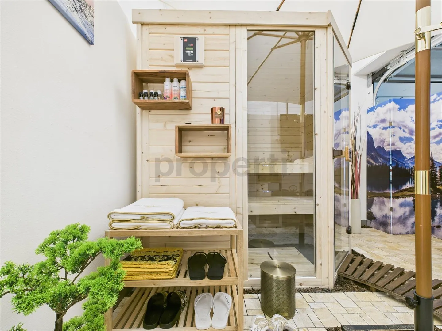 Exclusive Single-Family Home in Dürnten - with Sauna and Jacuzzi - Photo 10 of 13