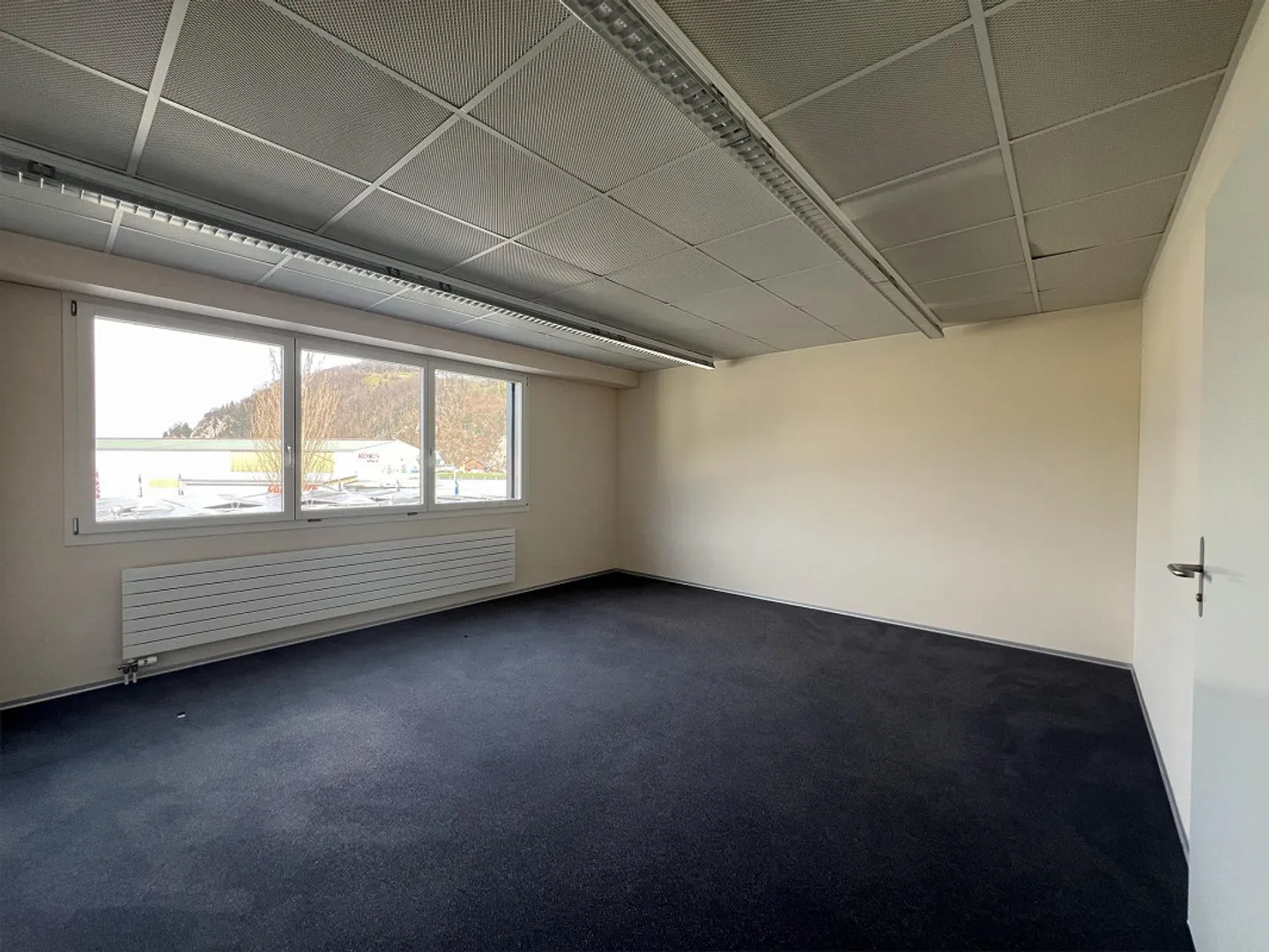 Einzelbüro in Stansstad – zentral, ruhig und ideal für Selbständige - Foto 4 von 4
