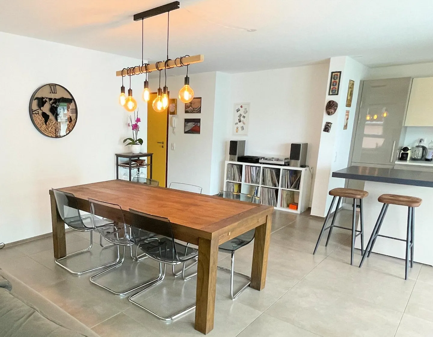 Elegant apartment with terrace in a convenient and strategic location - Photo 5 of 14