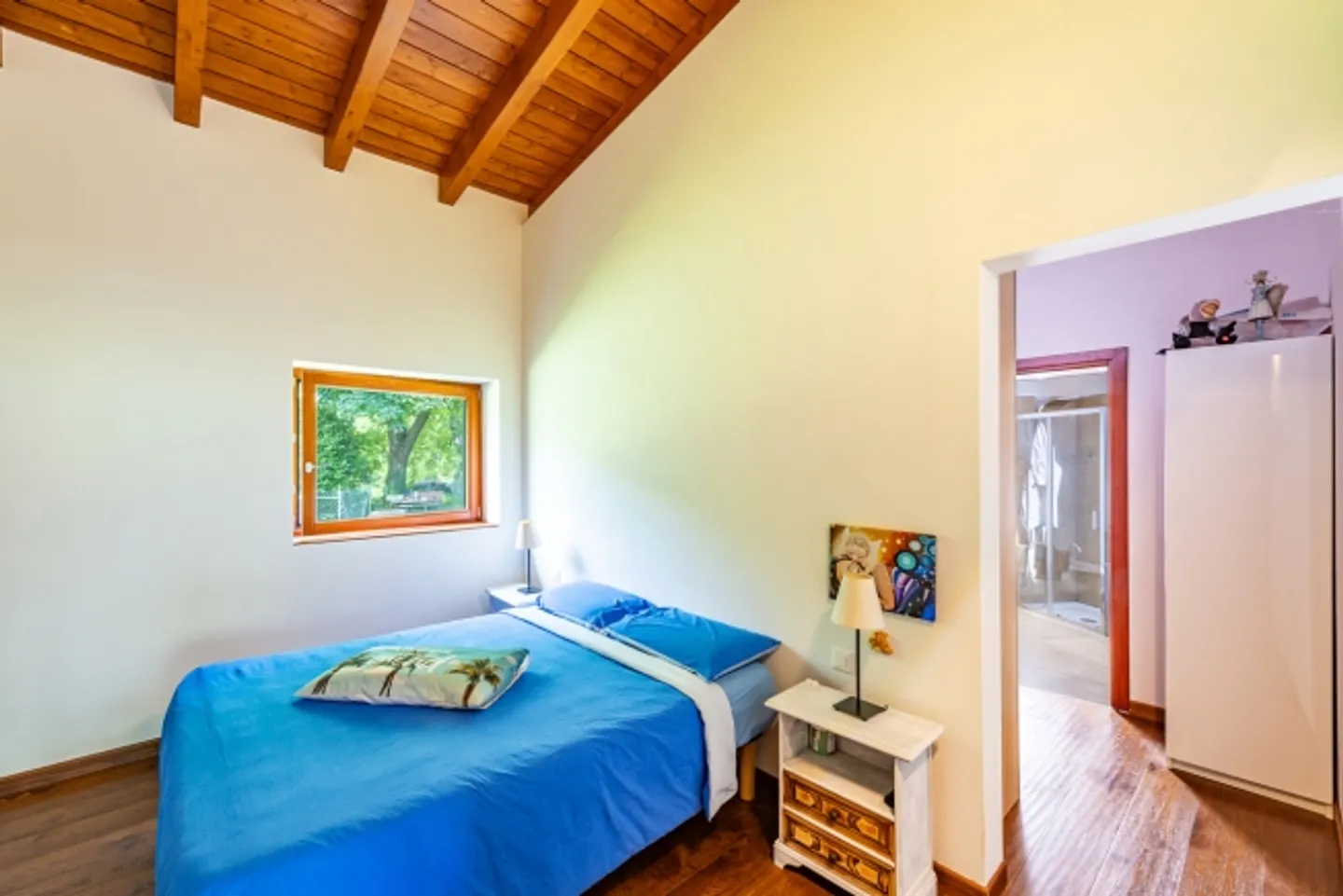 Beautiful semi-detached house in the green with lake view - Photo 10 of 17