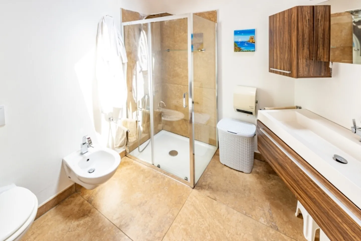 Beautiful semi-detached house in the green with lake view - Photo 11 of 17