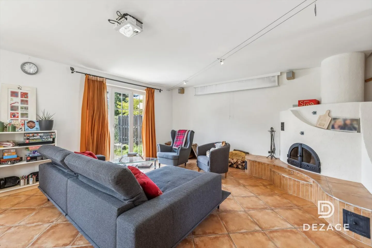 Coppet - Casa familiare tranquilla con grande giardino, vicino ai servizi e a 10 minuti da Ginevra - Foto 3 di 11