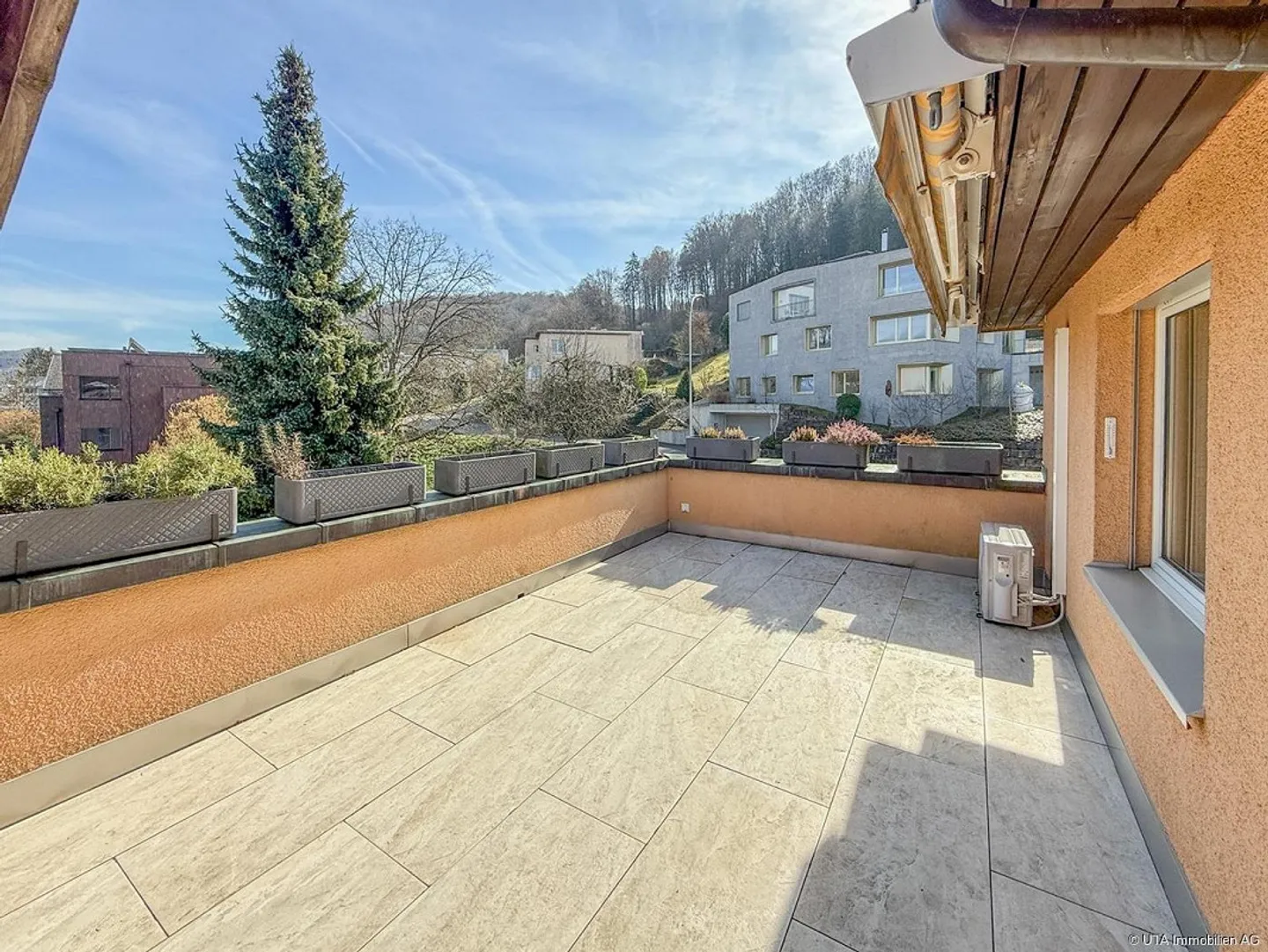 Vivere come in una casa unifamiliare con terrazza solare - Foto 12 di 13