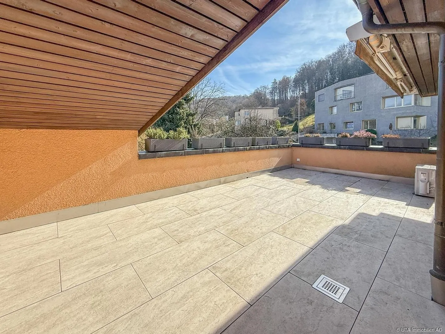 Vivere come in una casa unifamiliare con terrazza solare - Foto 13 di 13
