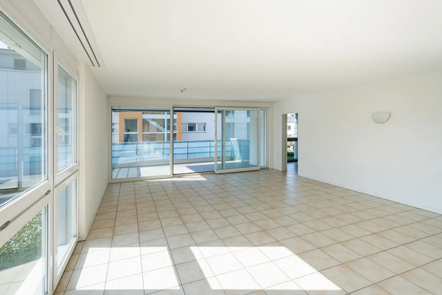 Geräumige Wohnung in Zentrumsnähe - Foto 8 von 18