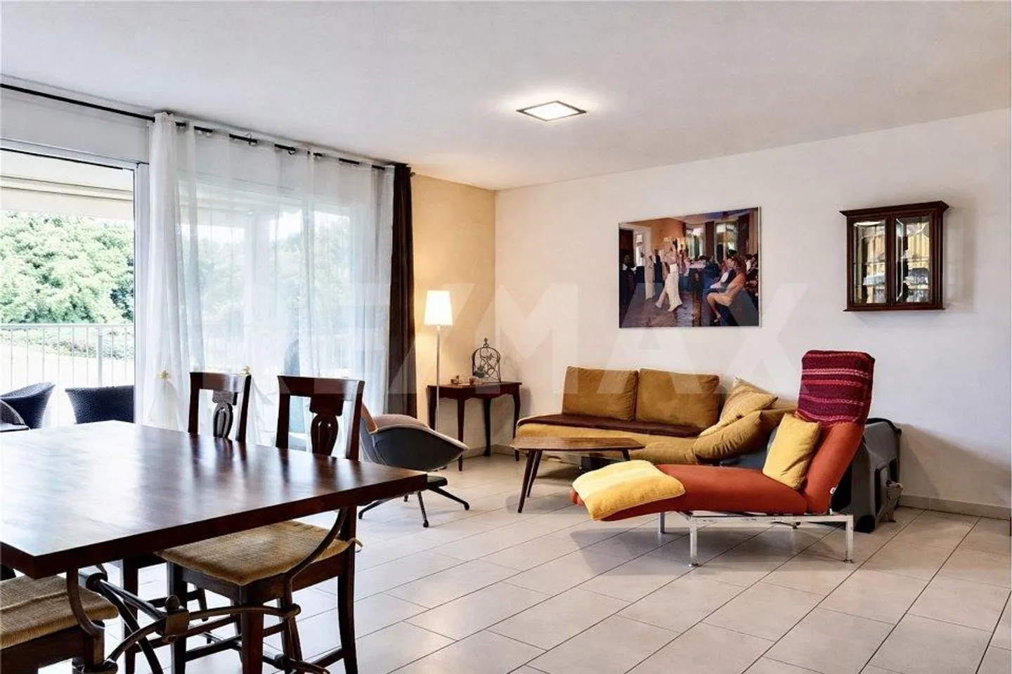 Bright and modern 3.5 rooms - Photo 3 of 13