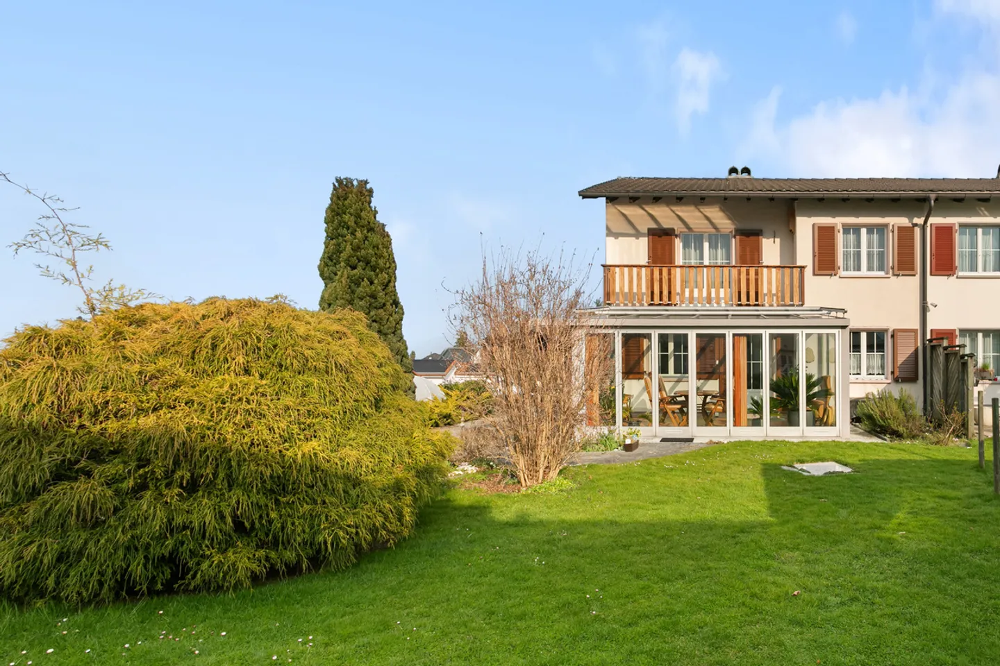 Charmantes Einfamilienhaus mit Garten - Foto 1 von 6