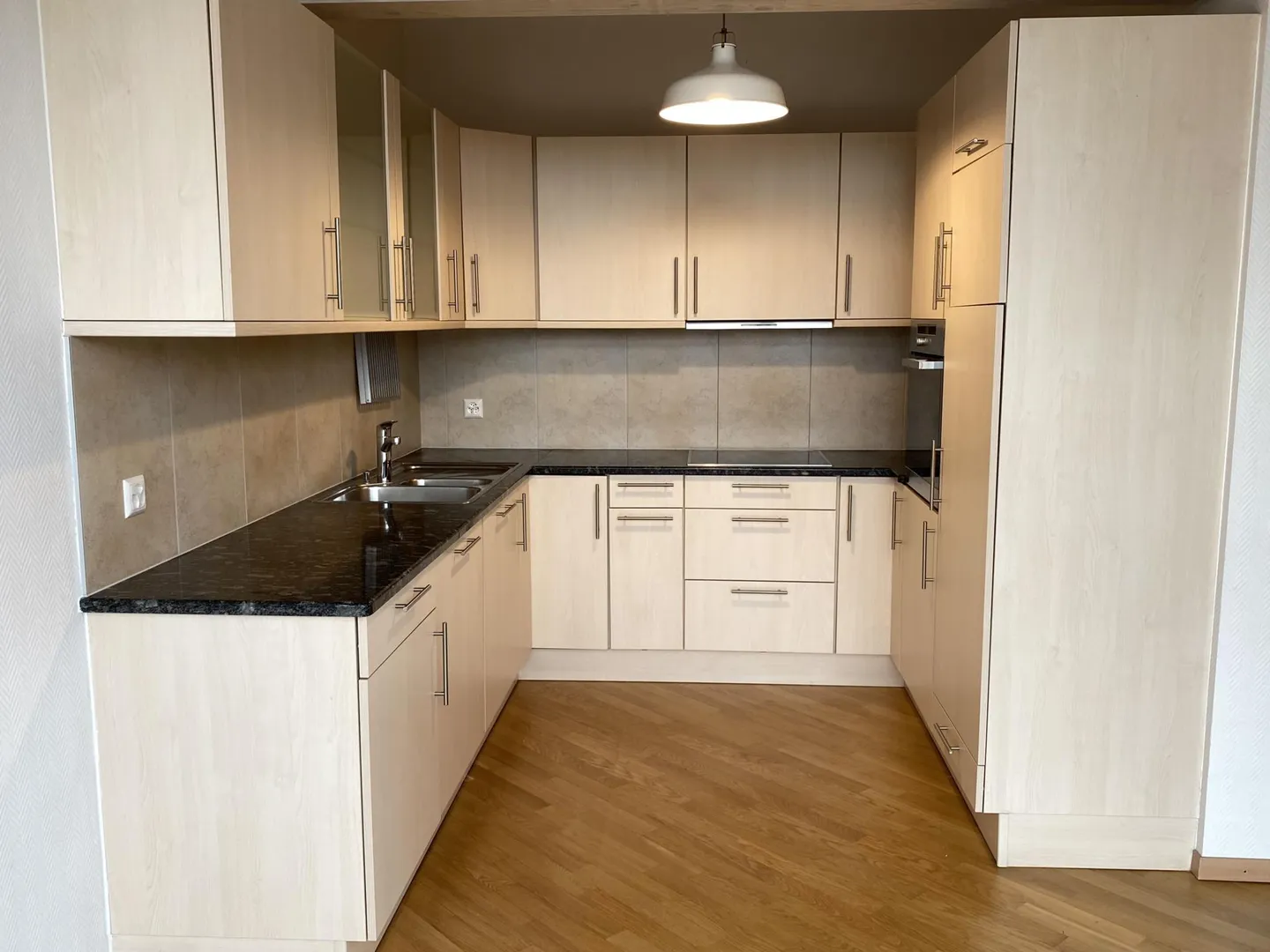 Appartamento in vendita - Foto 4 di 7