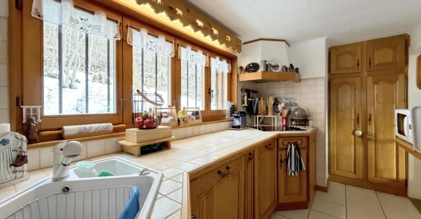 Chalet Charmant avec Vue Alpines - Photo 3 sur 12