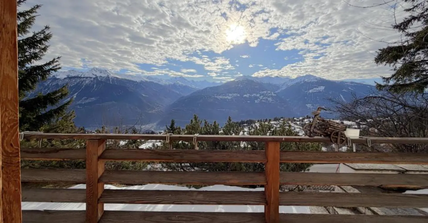 Chalet Charmant avec Vue Alpines - Photo 4 sur 12