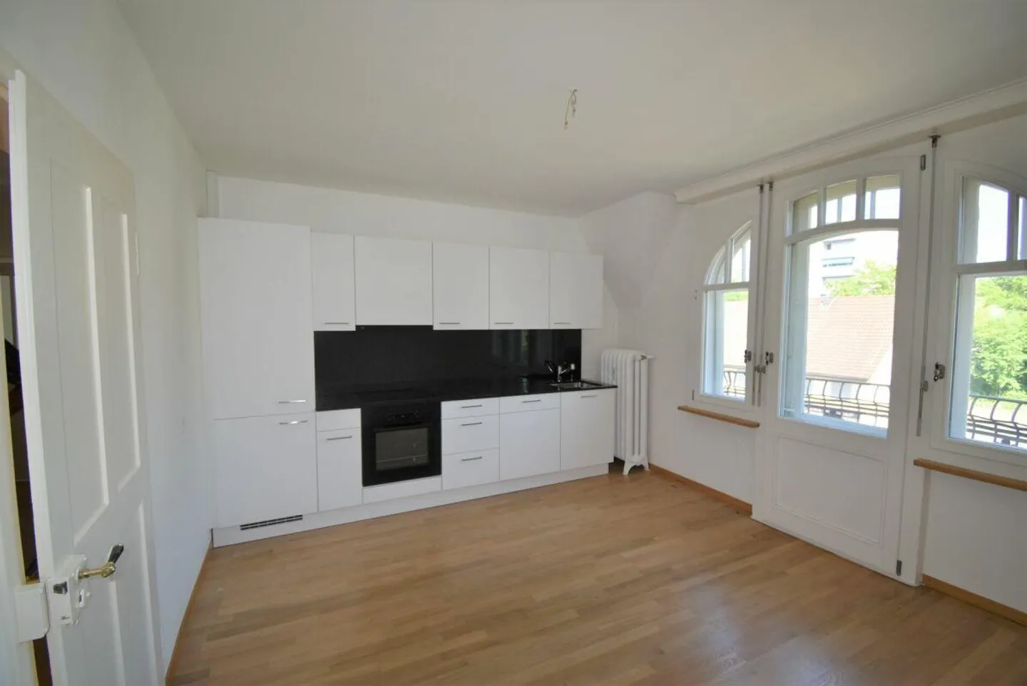 Vivere in una villa in stile Liberty - Foto 2 di 8