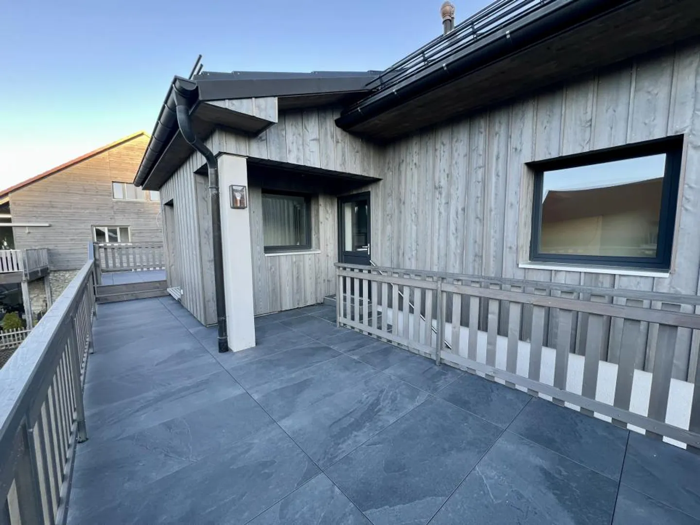 Stunning new duplex with 4.5 rooms - Photo 8 of 13