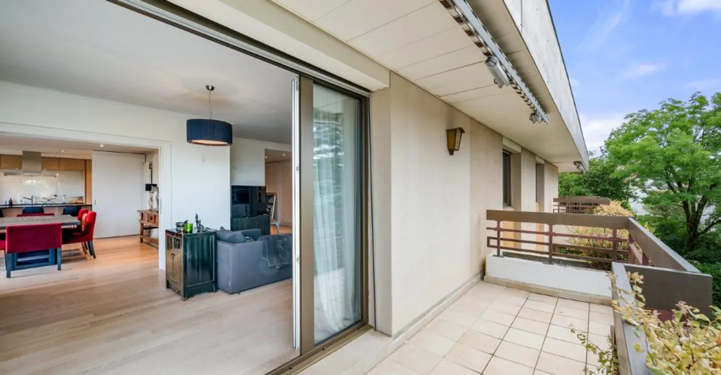 Luxurious 7.5-room apartment on the top floor - Photo 3 of 8