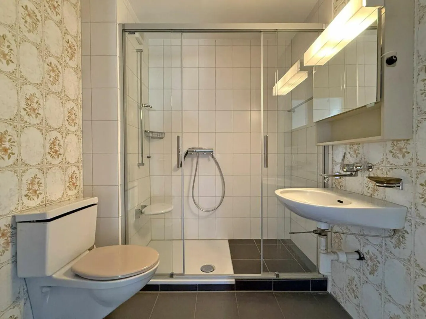 Casa unifamiliare a schiera di 5,5 stanze - Foto 9 di 14