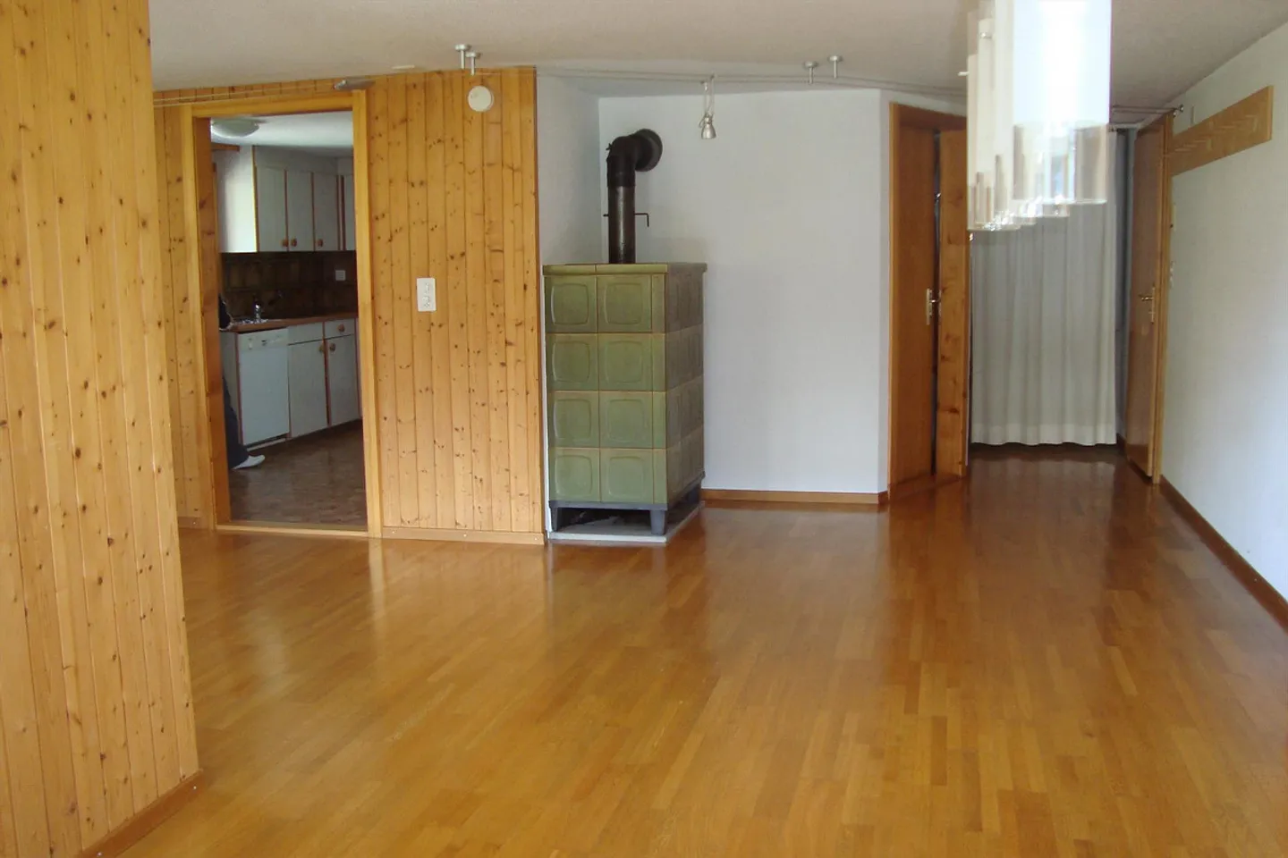 For rent 3.5 room apartment with charm - Photo 3 of 11