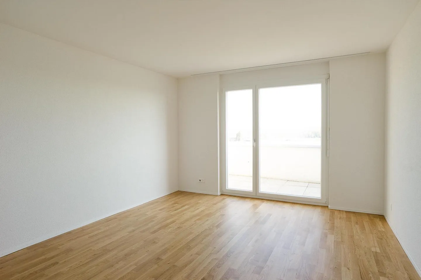 Stylish Apartment in the Green - Photo 5 of 8