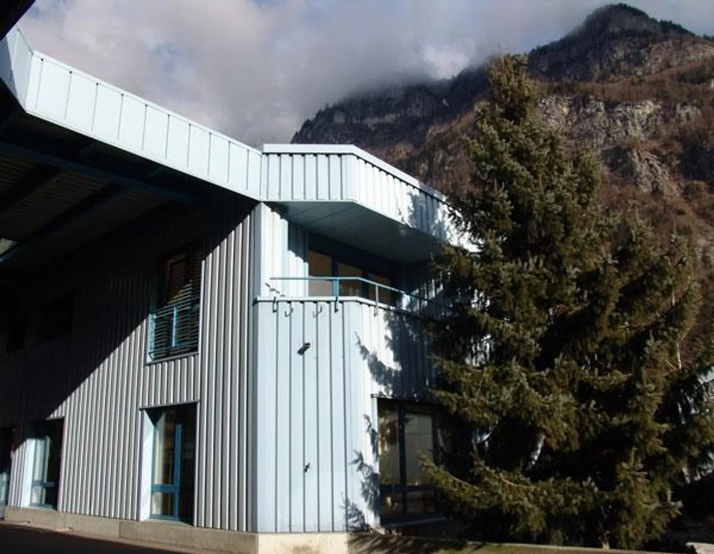 Modernes Apartment im 2-Familien-Haus - Foto 2 von 14