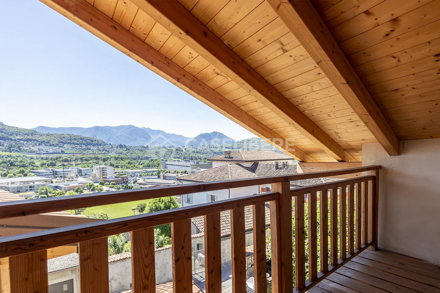 ELEGANT 2-ROOM ATTIC IN MANNO - Photo 10 of 10