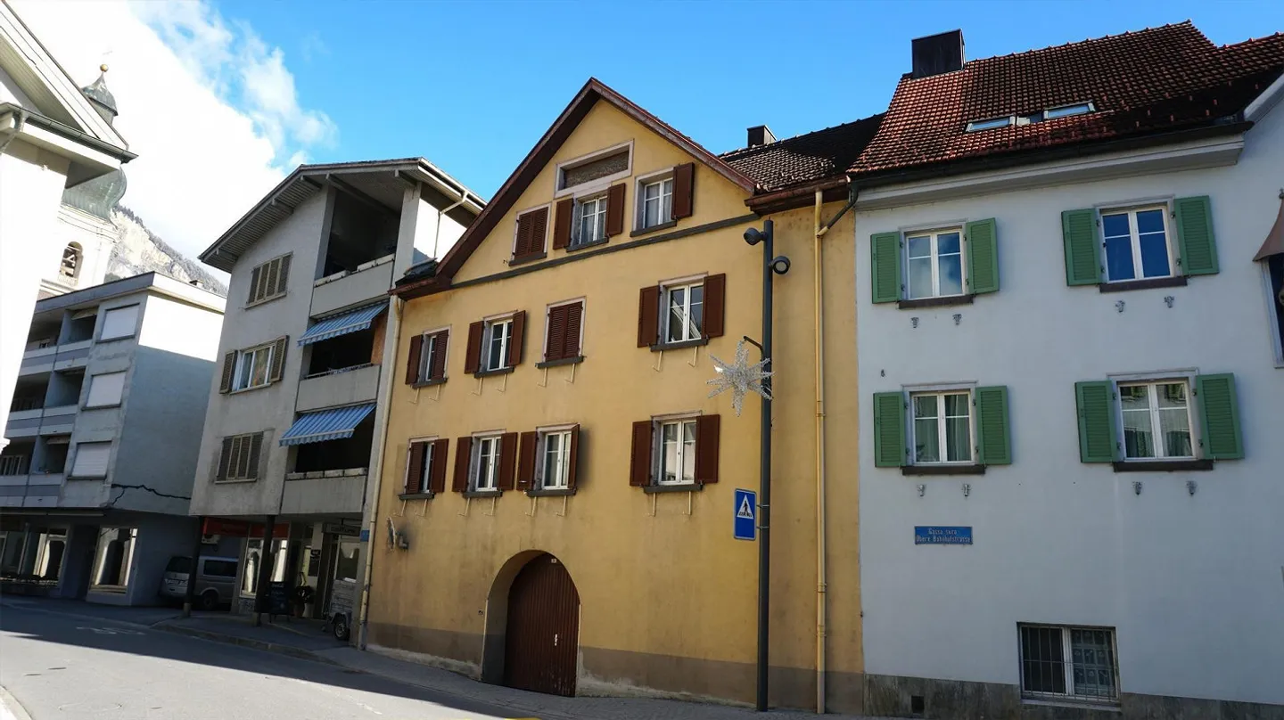 Domat/Ems - Maison de ville / Terrain à bâtir - Photo 1 sur 4