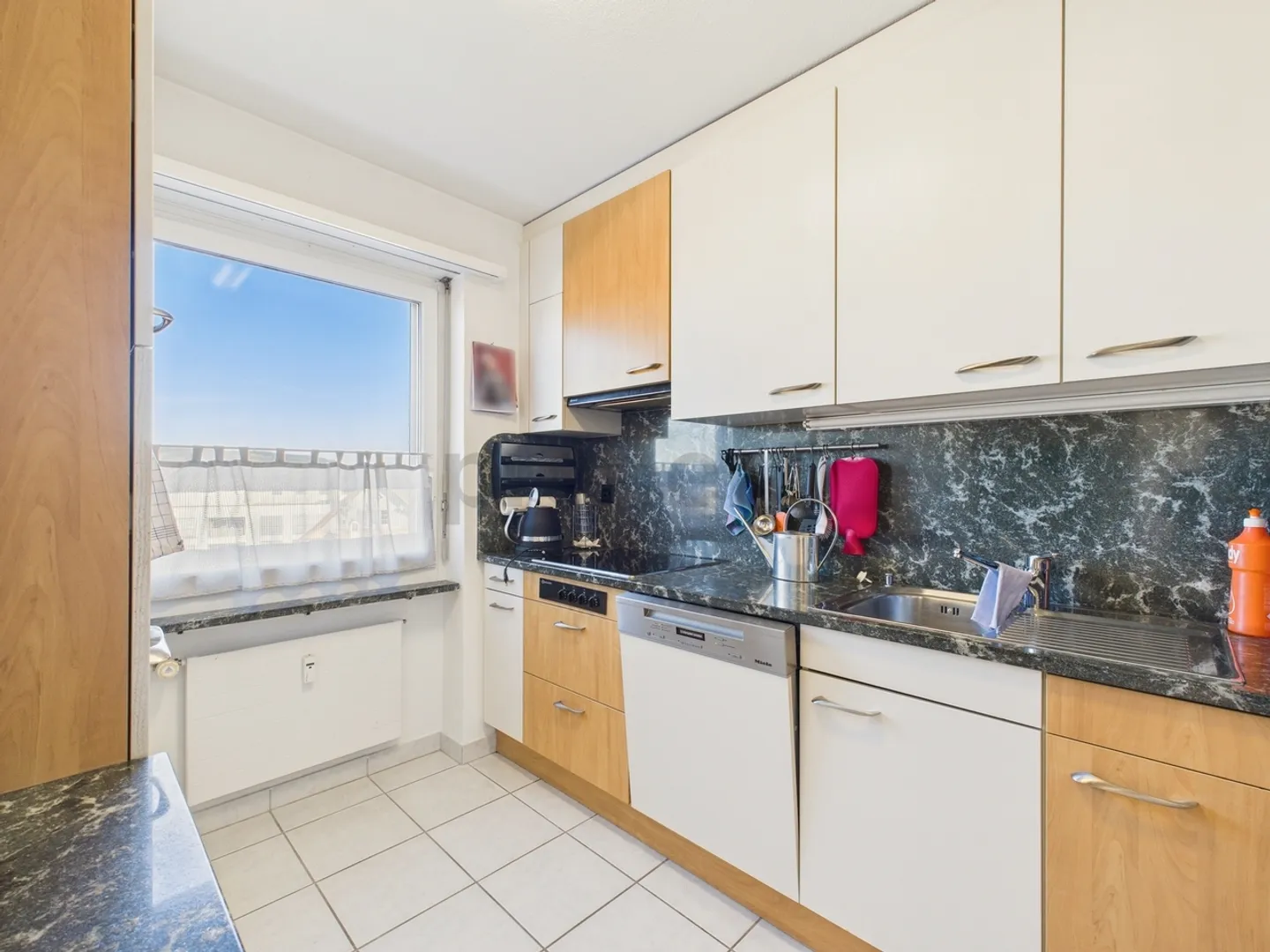 Appartement lumineux de 4,5 pièces avec balcon à Frauenfeld - Photo 4 sur 13