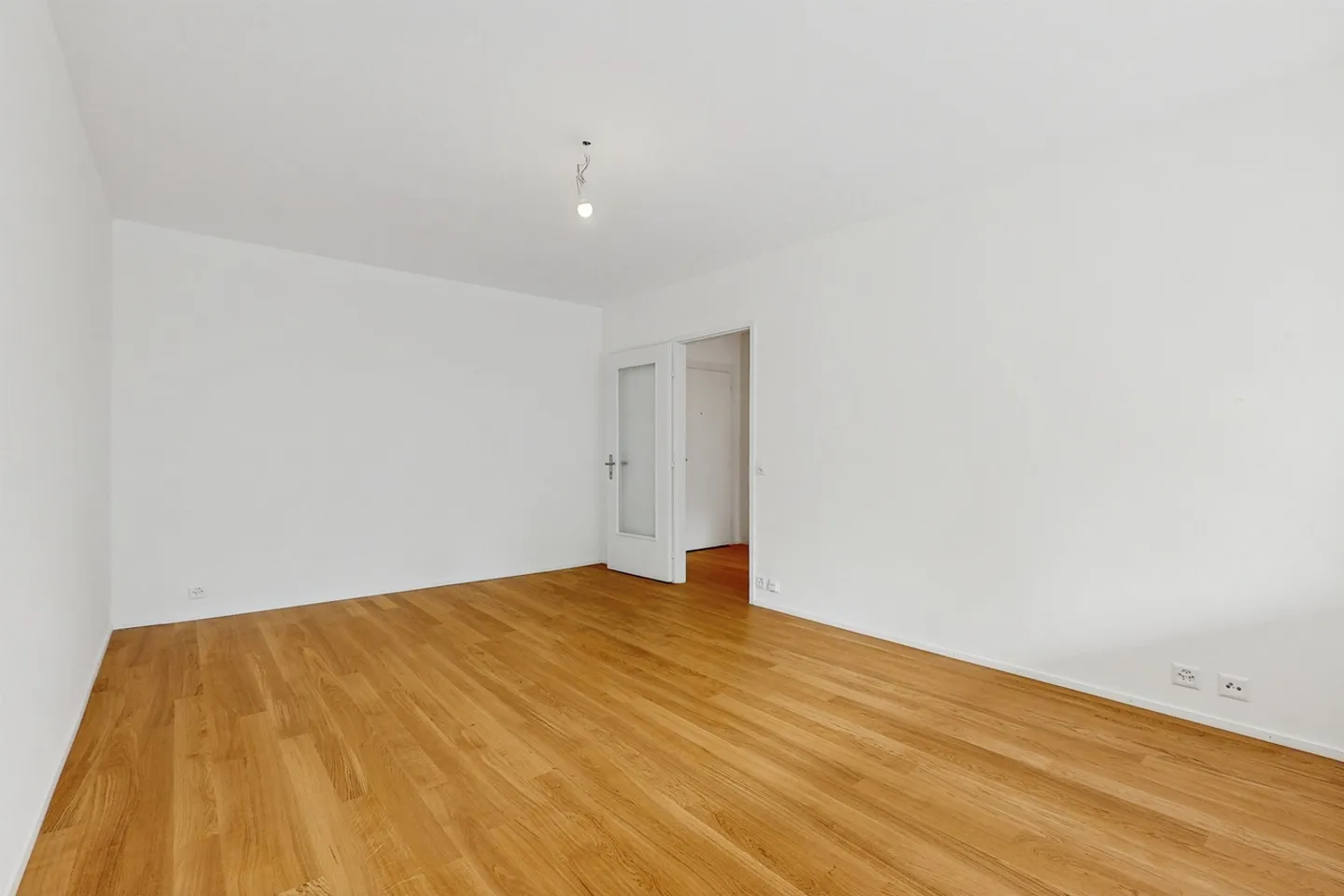 Charmante Wohnung mit Balkon - Foto 3 von 8