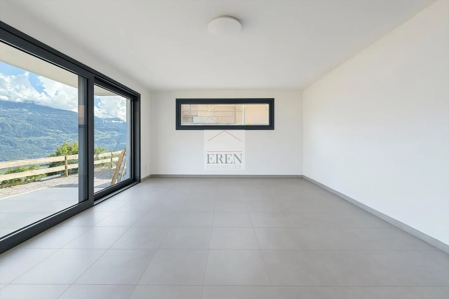 Bell'appartamento di 5,5 stanze con vista mozzafiato a Erde (Conthey) in vendita - Ultimo appartamento disponibile - Foto 6 di 13