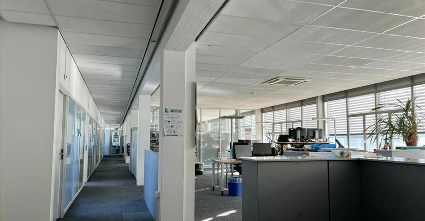 Offices | 100m2 | good access possibilities - Photo 4 of 5