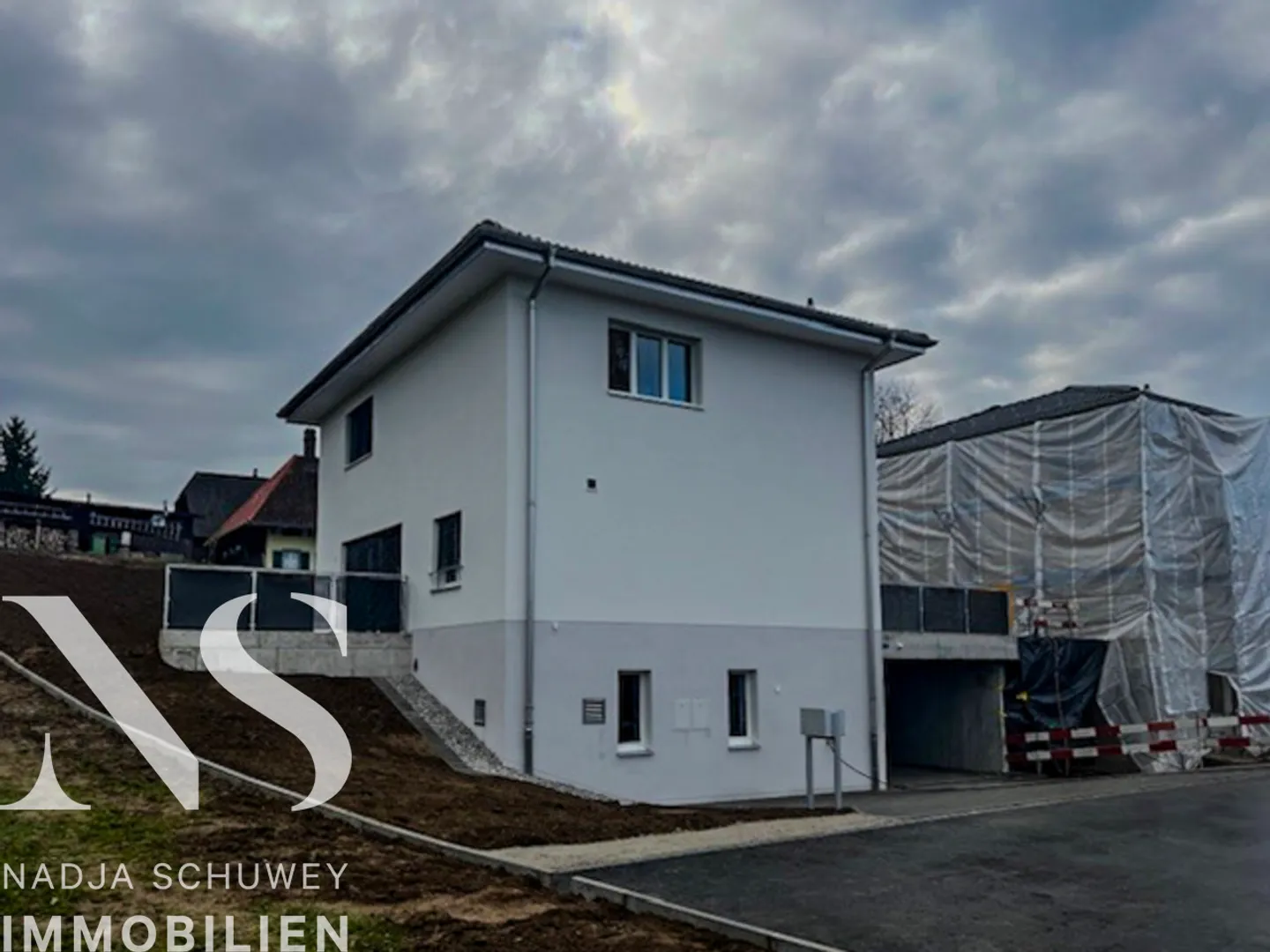 Charmantes Einfamilienhaus - Foto 3 von 13